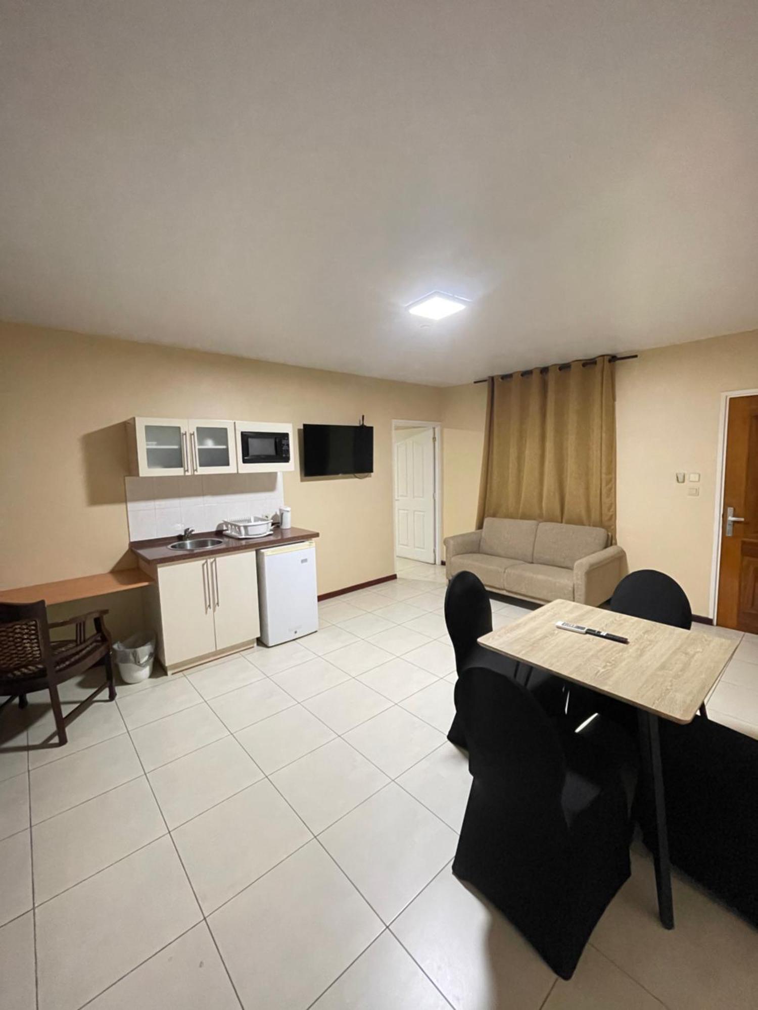 101 Suites Paramaribo Exterior photo